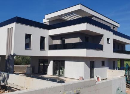Villa for 967 000 euro in Pula, Croatia