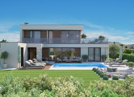 Villa for 715 000 euro in Porec, Croatia