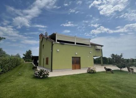 Villa para 1 300 000 euro en Fazana, Croacia