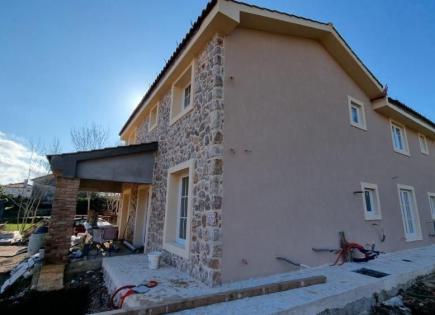 Villa per 549 000 euro a Vrbnik, Croazia