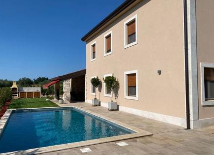 Villa for 1 250 000 euro in Brtonigla, Croatia