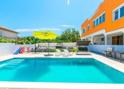 Hotel, albergo per 2 500 000 euro a Medulin, Croazia