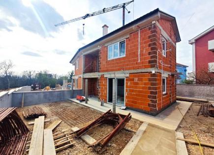 Villa para 570 000 euro en Crikvenica, Croacia