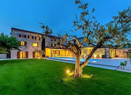 Villa für 1 100 000 euro in Brtonigla, Kroatien