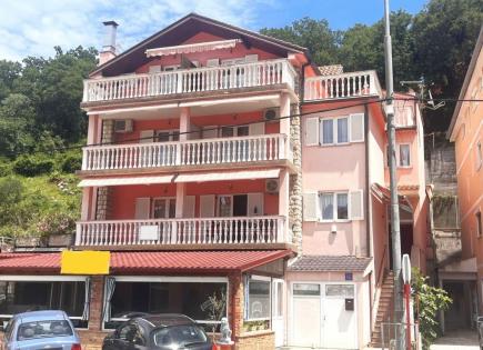 Hotel para 705 000 euro en Novi Vinodolski, Croacia