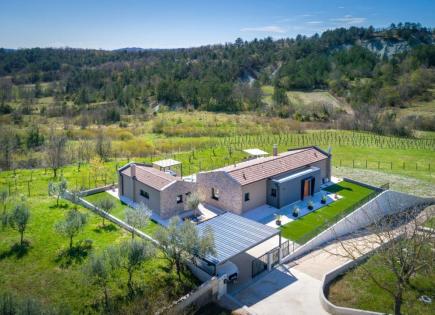 Villa for 1 600 000 euro in Buzet, Croatia