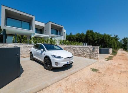 Villa para 758 000 euro en Umag, Croacia