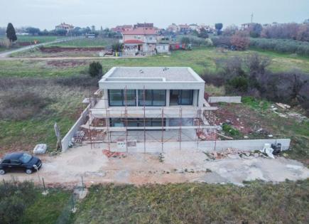 Villa for 680 000 euro in Savudrija, Croatia