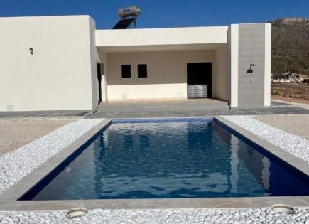 Villa para 385 000 euro en Hondon de las Nieves, España