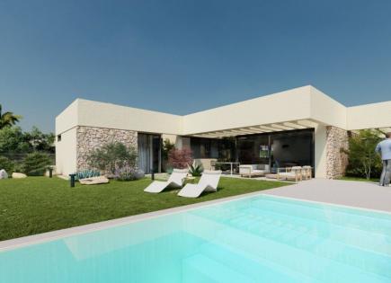 Villa for 425 500 euro in Spain