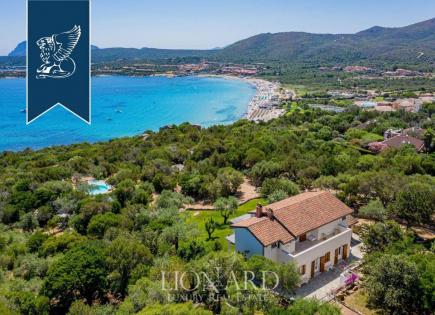 Villa à Olbia, Italie (prix sur demande)