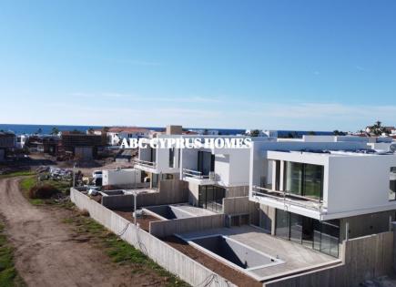 Villa for 890 000 euro in Paphos, Cyprus