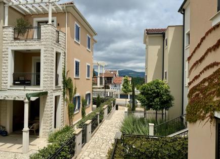 Piso para 440 000 euro en Luštica, Montenegro