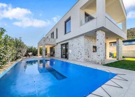 Villa para 799 000 euro en Rabac, Croacia