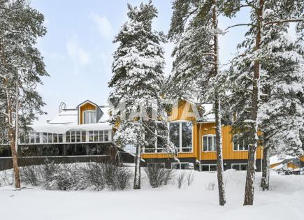 House for 2 790 000 euro in Sipoo, Finland