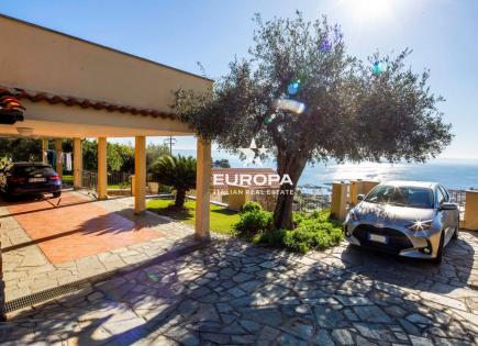 Villa for 1 200 000 euro in San Remo, Italy