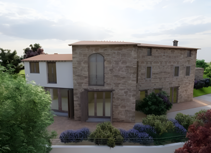House for 65 000 euro in Lucca, Italy