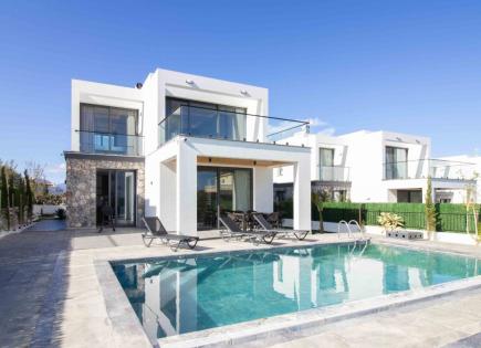 Villa für 579 730 euro in Kyrenia, Zypern