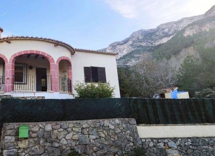 Villa für 290 000 euro in Denia, Spanien