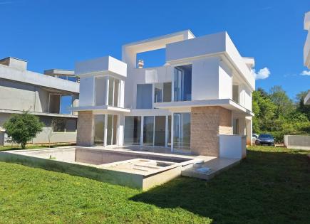 Casa para 360 000 euro en Krasici, Montenegro