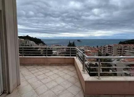 Flat for 146 000 euro in Petrovac, Montenegro