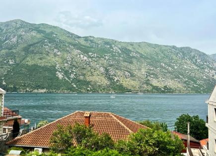 Terrain pour 210 000 Euro à Kotor, Monténégro