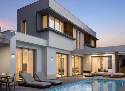 Villa für 699 000 euro in Larnaka, Zypern