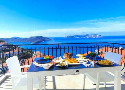 Flat for 480 000 euro in Kaş, Turkey