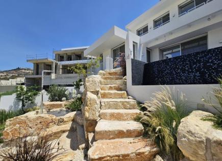 Maison pour 15 000 Euro par mois à Agios Tychon, Chypre