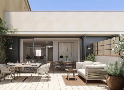 Apartment for 1 050 000 euro in Barcelona, Spain