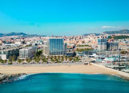 Apartment for 563 000 euro in Badalona, Spain