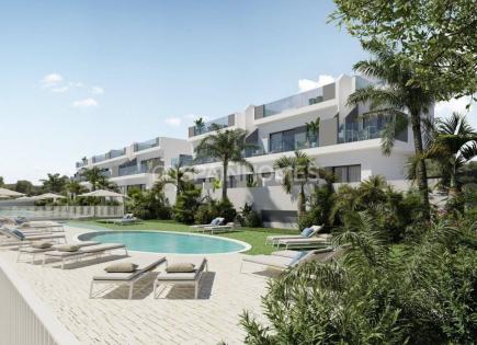 Penthouse for 305 000 euro in Torrevieja, Spain