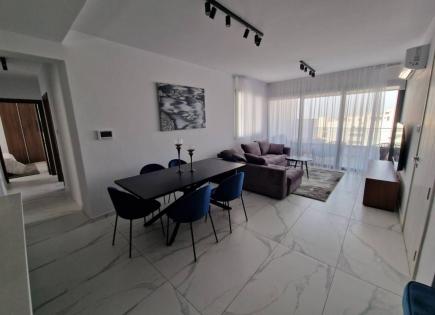 Appartement pour 1 800 Euro par mois à Larnaca, Chypre