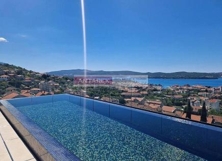 Apartamento para 230 000 euro en Tivat, Montenegro