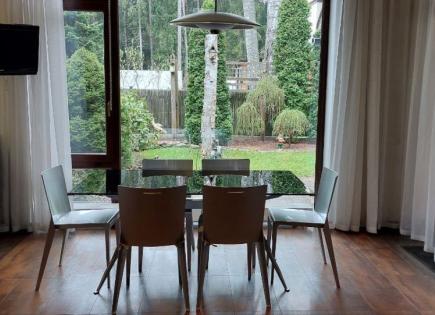 Casa para 639 000 euro en Dzintari, Letonia