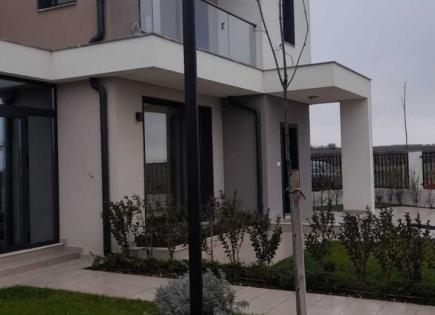 House for 1 200 euro per month in Pomorie, Bulgaria