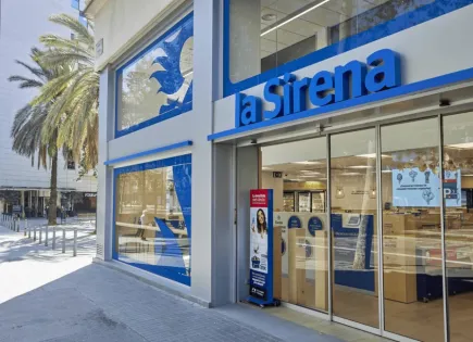 Commercial property for 1 100 000 euro in Barcelona, Spain