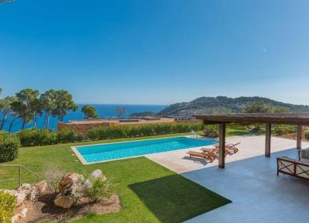 House for 1 900 000 euro on Costa Brava, Spain
