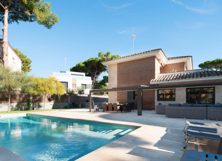 Haus für 2 150 000 euro in Costa del Garraf, Spanien