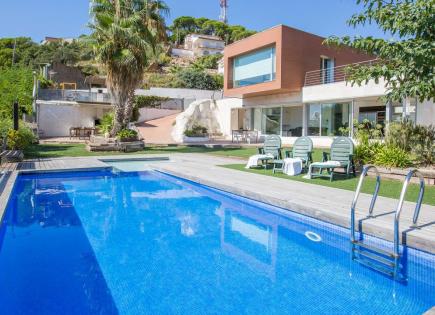 House for 890 000 euro on Costa Brava, Spain