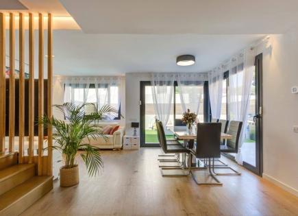 Haus für 950 000 euro in Costa del Garraf, Spanien