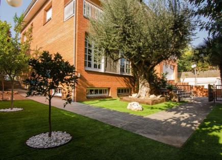 House for 1 295 000 euro in Costa del Garraf, Spain