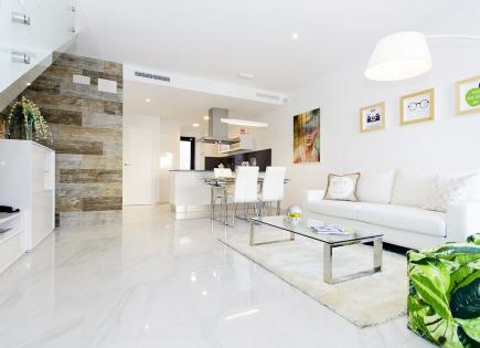 Townhouse for 235 000 euro on Costa Blanca, Spain