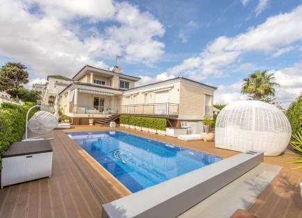 House for 2 000 000 euro on Costa Blanca, Spain