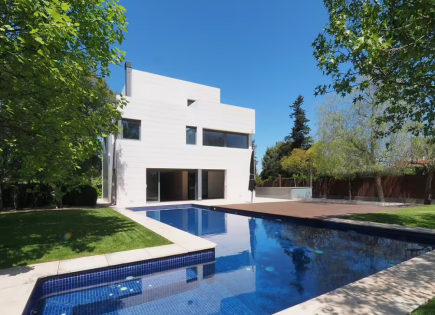 House for 2 250 000 euro in Spain