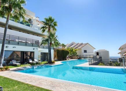 Townhouse for 975 000 euro in Spain
