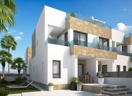 Townhouse for 218 000 euro on Costa Blanca, Spain