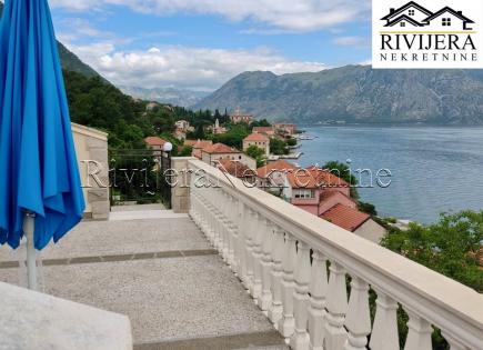 Casa para 450 000 euro en Kotor, Montenegro