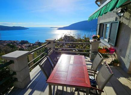 House for 615 000 euro in Herceg-Novi, Montenegro