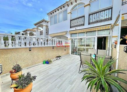 Townhouse for 183 900 euro in Orihuela Costa, Spain